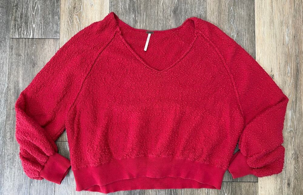 Free People Nubby Knit Sweater Medium Red V Neck Balloon Sleeve Cozy